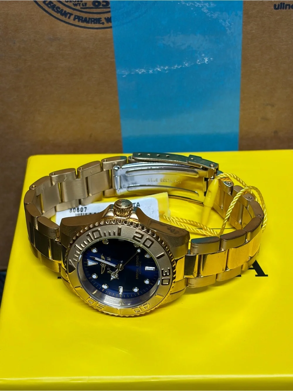 Invicta Pro Diver Automatic Unisex Watch - 36mm, Gold (30607)